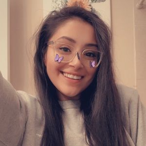 Meet your Posher, Magali